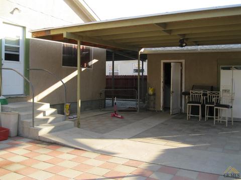 509 Van Buren St, Taft, CA 93268 photo 10