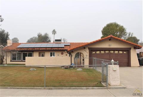 9012 Eucalyptus Dr, Bakersfield, CA 93306 photo 1