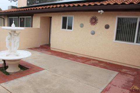 9012 Eucalyptus Dr, Bakersfield, CA 93306 photo 3