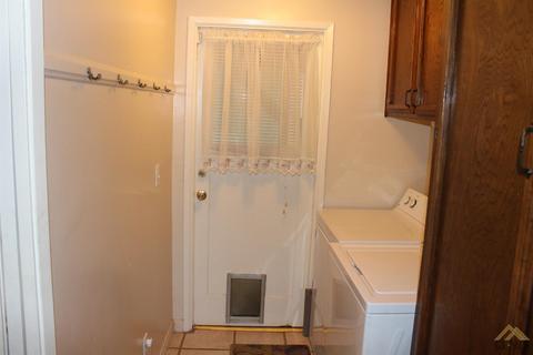 9012 Eucalyptus Dr, Bakersfield, CA 93306 photo 11