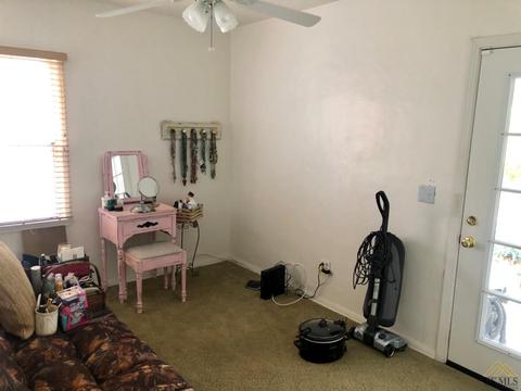 101 E San Emidio St, Taft, CA 93268 photo 10