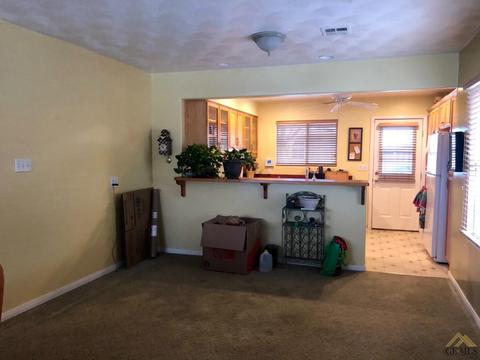 101 E San Emidio St, Taft, CA 93268 photo 8