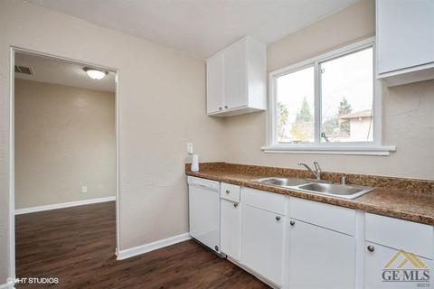 504 Ray St, Bakersfield, CA 93308 photo 14