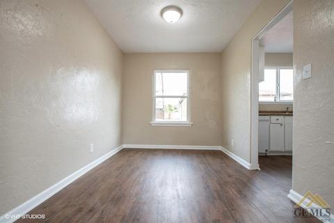 504 Ray St, Bakersfield, CA 93308 photo 10