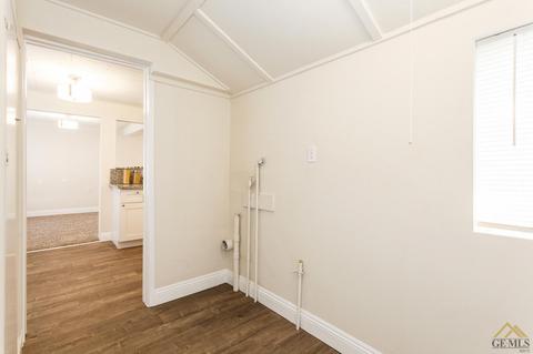 607 Fillmore St, Taft, CA 93268 photo 16