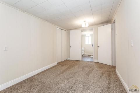 607 Fillmore St, Taft, CA 93268 photo 8