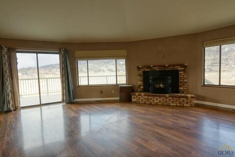 24001 Breech Ct, Tehachapi, CA 93561 photo 6