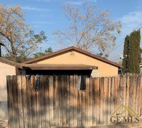 703 North St, Taft, CA 93268 photo 6