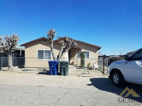 508 Van Buren St, Taft, CA 93268 photo 1