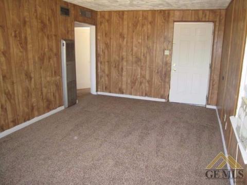 532 Rose Ave, Taft, CA 93268 photo 3