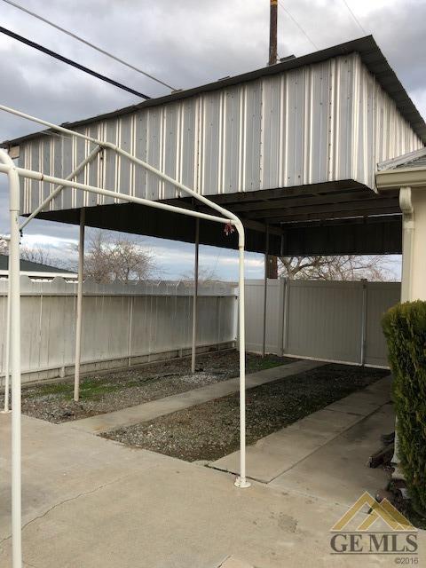 220 E Kern St, Taft, CA 93268 photo 17