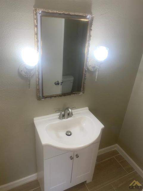 701 D St, Taft, CA 93268 photo 11