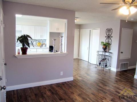 7812 Georgetown Ave, Lamont, CA 93241 photo 6