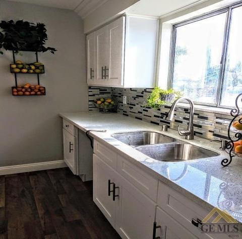 7812 Georgetown Ave, Lamont, CA 93241 photo 12