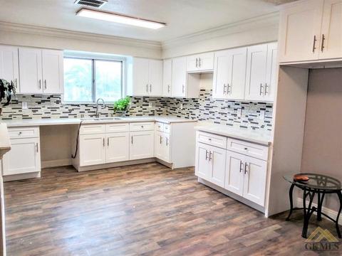 7812 Georgetown Ave, Lamont, CA 93241 photo 10
