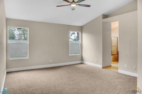 7515 Stone Breakers Ave, Bakersfield, CA 93313 photo 13