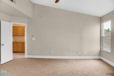 7515 Stone Breakers Ave, Bakersfield, CA 93313 photo 14