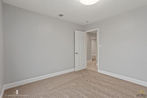 3304 Mckee Rd, Bakersfield, CA 93313 photo 34