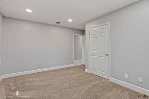 3304 Mckee Rd, Bakersfield, CA 93313 photo 31
