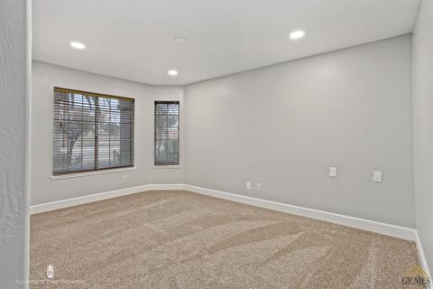 3304 Mckee Rd, Bakersfield, CA 93313 photo 30