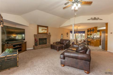 623 Faversham Way, Bakersfield, CA 93311 photo 14