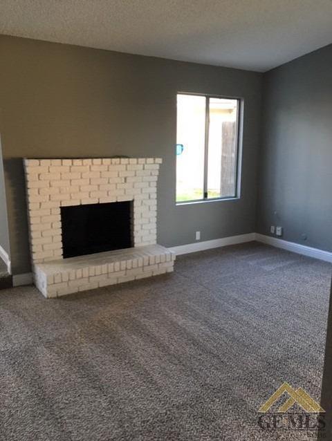 2600 Eissler Ct, Bakersfield, CA 93306 photo 3