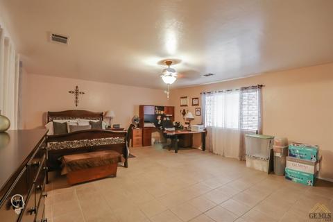 7800 Florence Ave, Lamont, CA 93241 photo 8