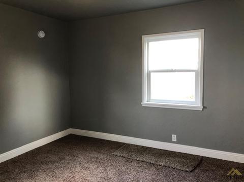 380 3rd St, Buttonwillow, CA 93206 photo 9