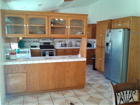 19700 Apache St, Tehachapi, CA 93561 photo 4