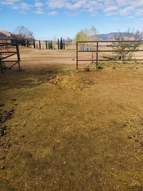 19700 Apache St, Tehachapi, CA 93561 photo 23