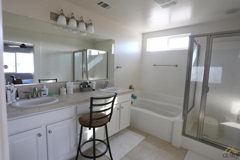509 White Alder Dr, Bakersfield, CA 93314 photo 14