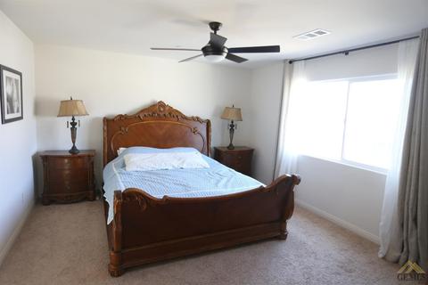 509 White Alder Dr, Bakersfield, CA 93314 photo 13