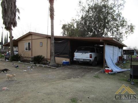 10439 Brutton St, Delano, CA 93215 photo 2