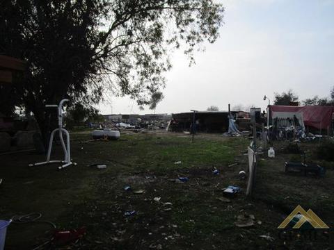 10439 Brutton St, Delano, CA 93215 photo 9