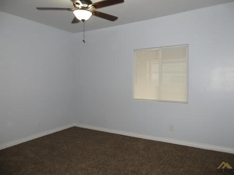 108 Monroe St, Taft, CA 93268 photo 15
