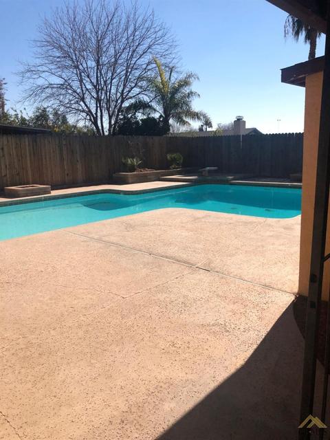 8901 Eucalyptus Dr, Bakersfield, CA 93306 photo 16