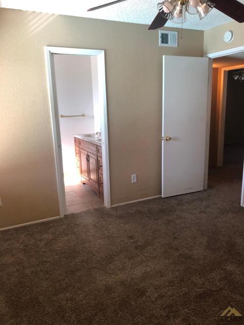 8901 Eucalyptus Dr, Bakersfield, CA 93306 photo 13