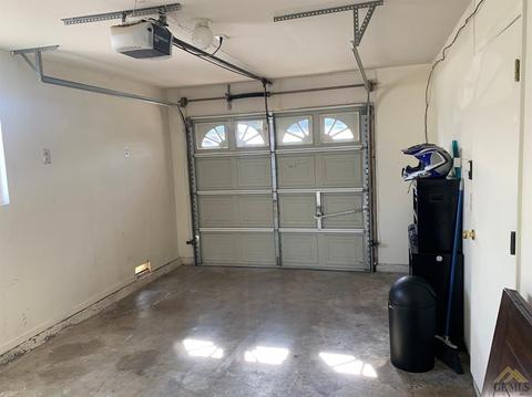 302 Sunset Ln, Taft, CA 93268 photo 4
