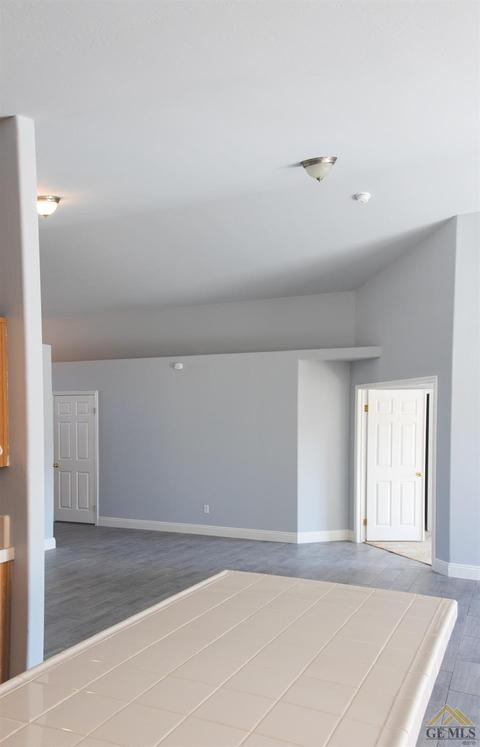 8709 Domingo St, Bakersfield, CA 93313 photo 10
