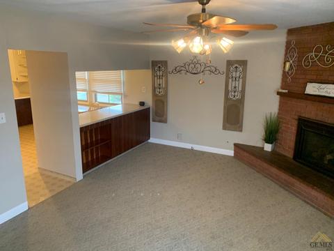 214 E Lucard St, Taft, CA 93268 photo 21