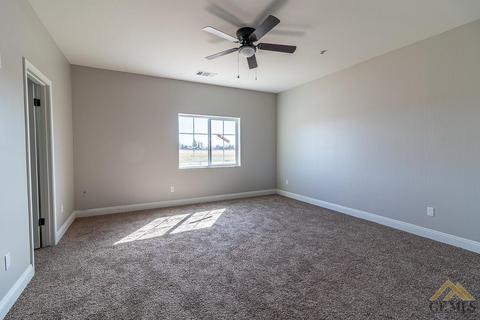 512 Rodeo St, Shafter, CA 93263 photo 6