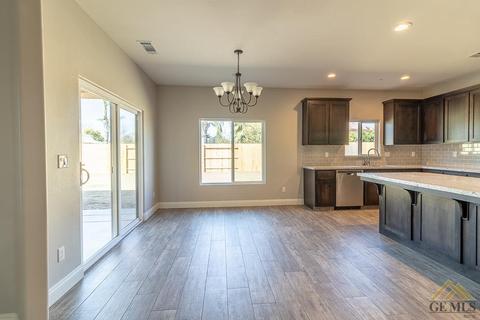 504 Rodeo St, Shafter, CA 93263 photo 5