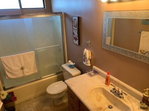 421 Sierra St, Taft, CA 93268 photo 12