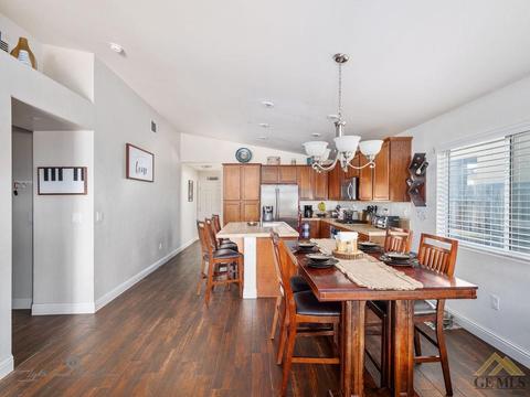 6407 Declaration Way, Bakersfield, CA 93313 photo 6