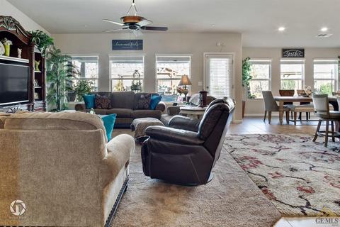 9002 Rangeley Ct, Bakersfield, CA 93313 photo 9