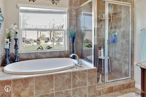 9002 Rangeley Ct, Bakersfield, CA 93313 photo 26