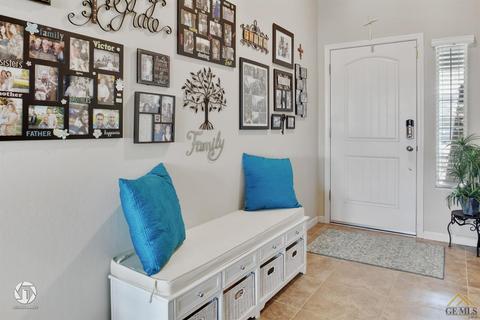 9002 Rangeley Ct, Bakersfield, CA 93313 photo 8