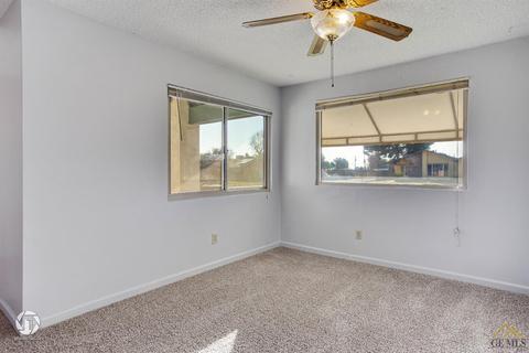 4100 Moss St, Bakersfield, CA 93312 photo 13