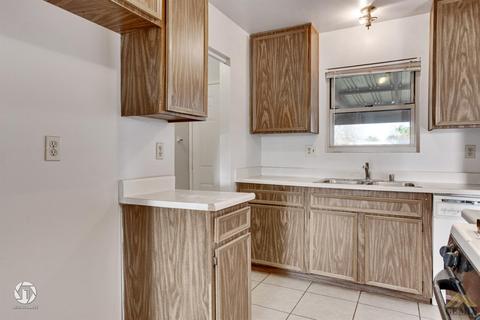 4100 Moss St, Bakersfield, CA 93312 photo 17