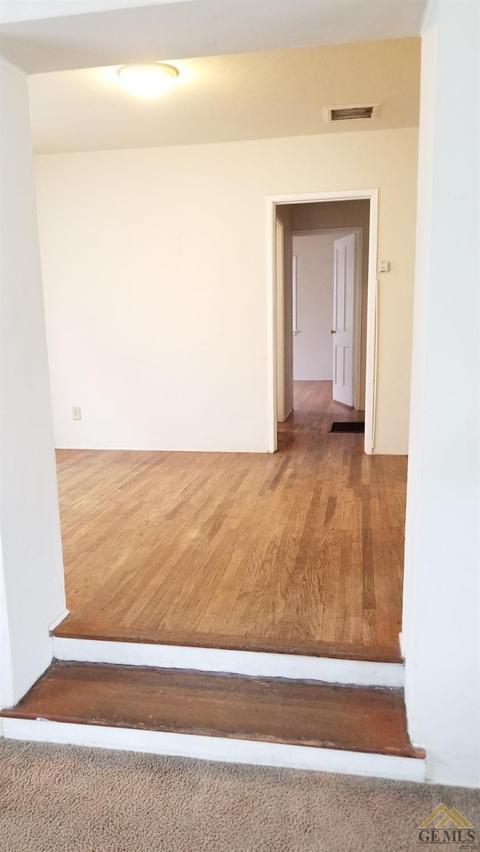 705 D St, Taft, CA 93268 photo 5